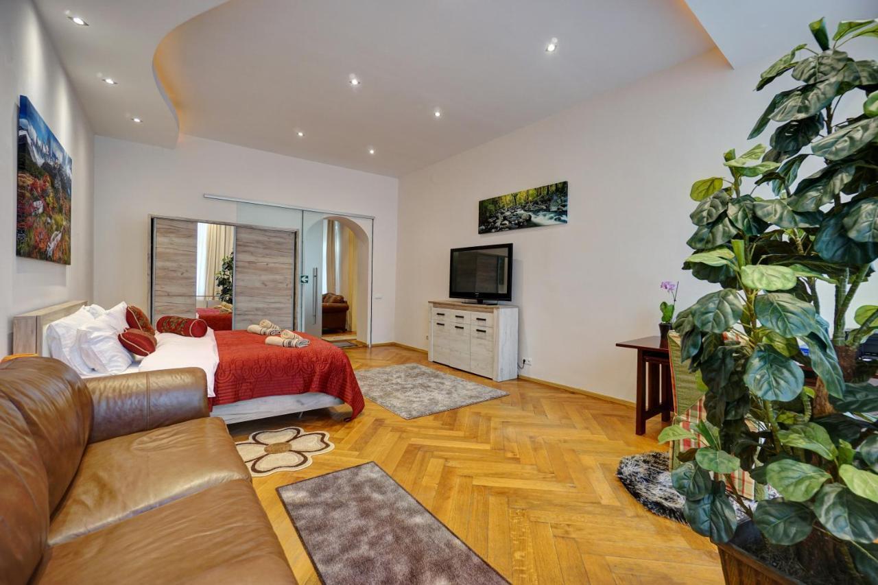 Casa De Vis, Brasov Old City Centre Apartment Exterior photo