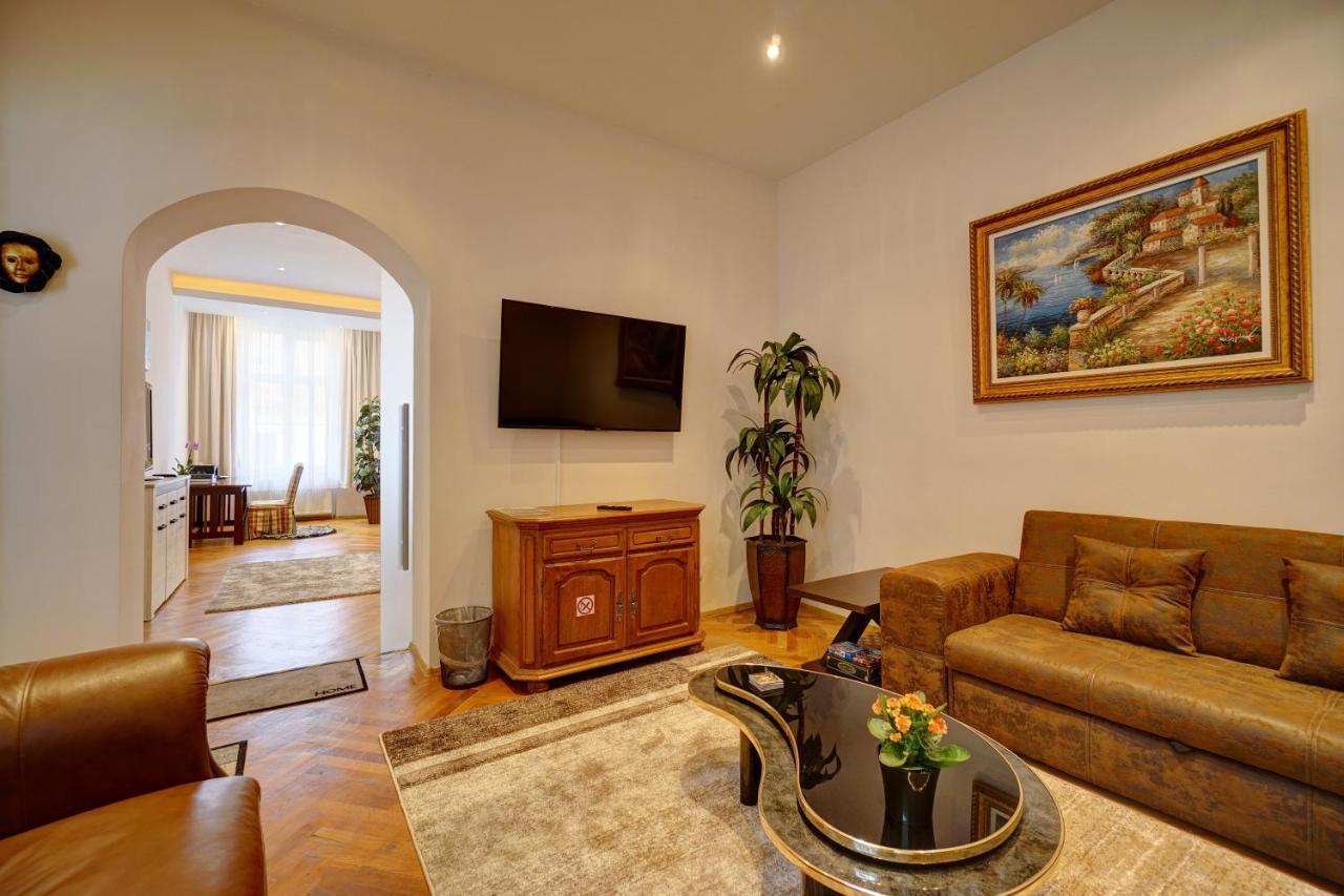 Casa De Vis, Brasov Old City Centre Apartment Exterior photo
